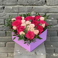 Цветочная композиция из Розы в коробке в Улькан