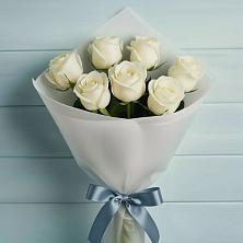 Букет 7 Белых роз Эдлесс Лав в Улькан