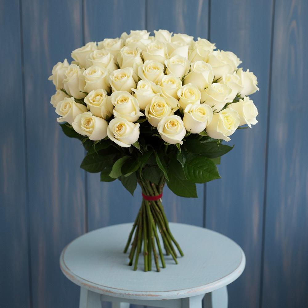 Букет 51 Белая роза Эдлесс Лав в Улькан