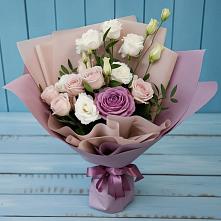 Букет цветов из:  Розы и Лизиантусы в Улькан