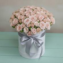 Цветочная композиция из Розы в шляпной коробке в Улькан