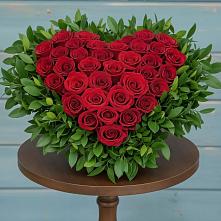 Цветочная композиция из Розы в виде сердца #REPLACE_PRED# Улькан