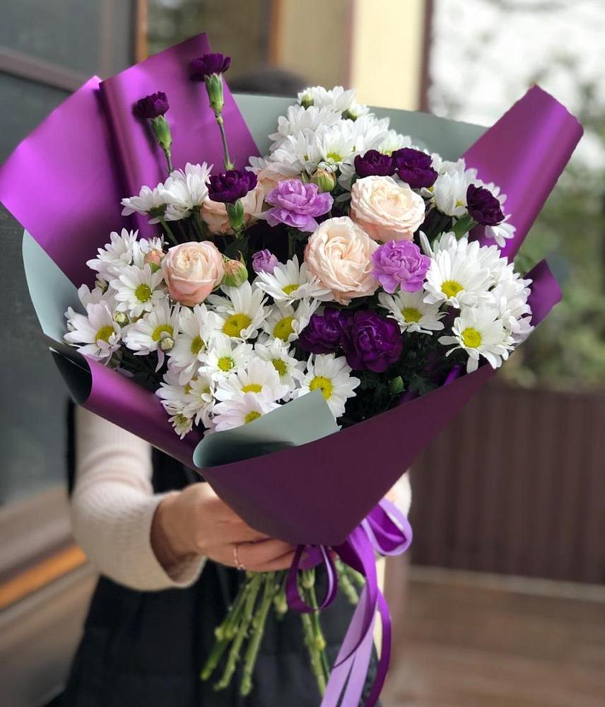 Букет цветов из: Хризантемы, Гвоздики и Розы в Улькан