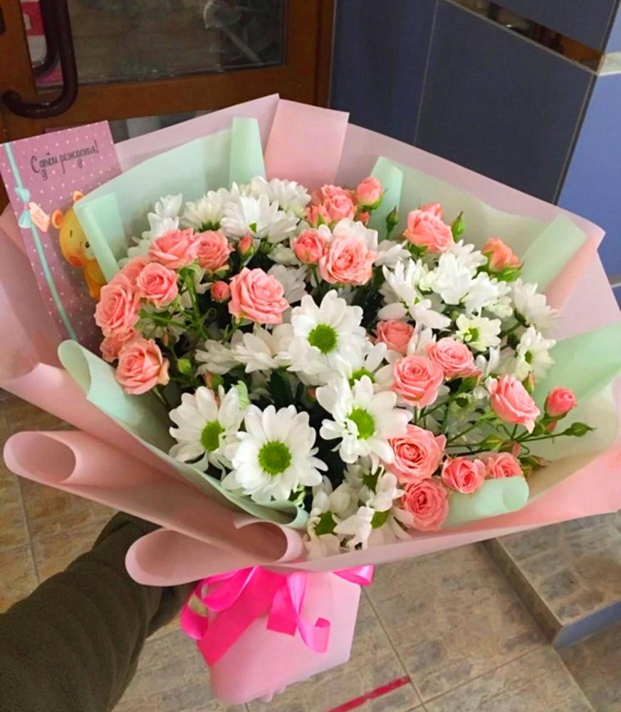 Букет цветов из: Розы и Хризантемы в Улькан