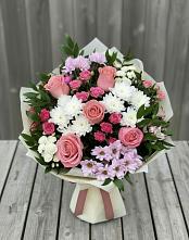 Букет цветов из:  Альстромерии, Гвоздики, Розы и Хризантемы #REPLACE_PRED# Улькан
