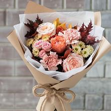 Букет цветов из:  Гвоздики, Хризантемы и Розы в Улькан