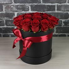 Цветочная композиция из Розы в шляпной коробке в Улькан