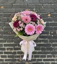 Букет цветов из:  Герберы и Хризантемы #REPLACE_PRED# Улькан