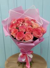 Букет 15 Розовых роз Равель в Улькан