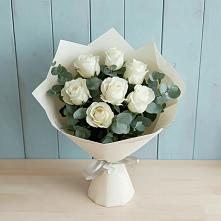 Букет Белые розы в Эвкалипте в Улькан