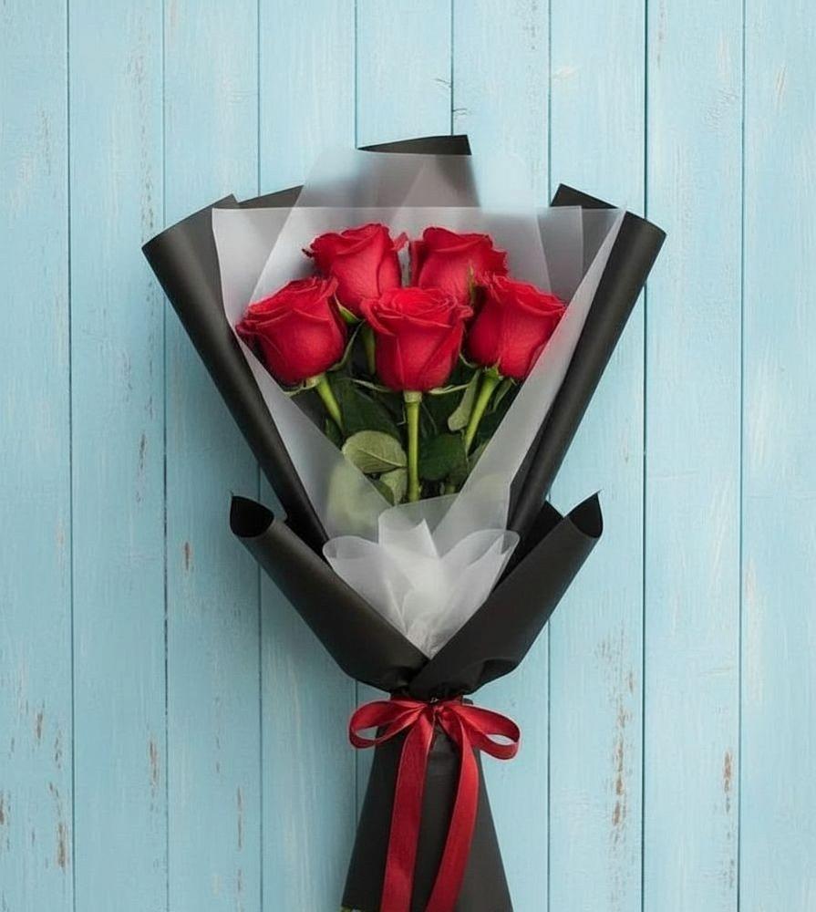 Букет цветов из: Розы в Улькан