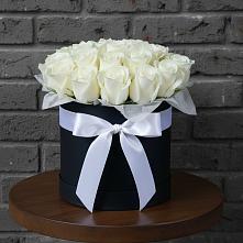 Цветочная композиция из Розы в шляпной коробке в Улькан